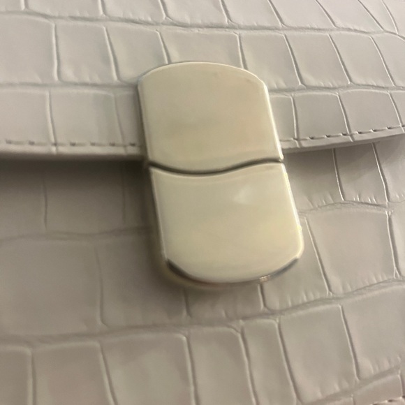 Sezane Milo Mini Classic Bag  Ecru Croco Print w/ Gold Chain Strap - Picture 8 of 12